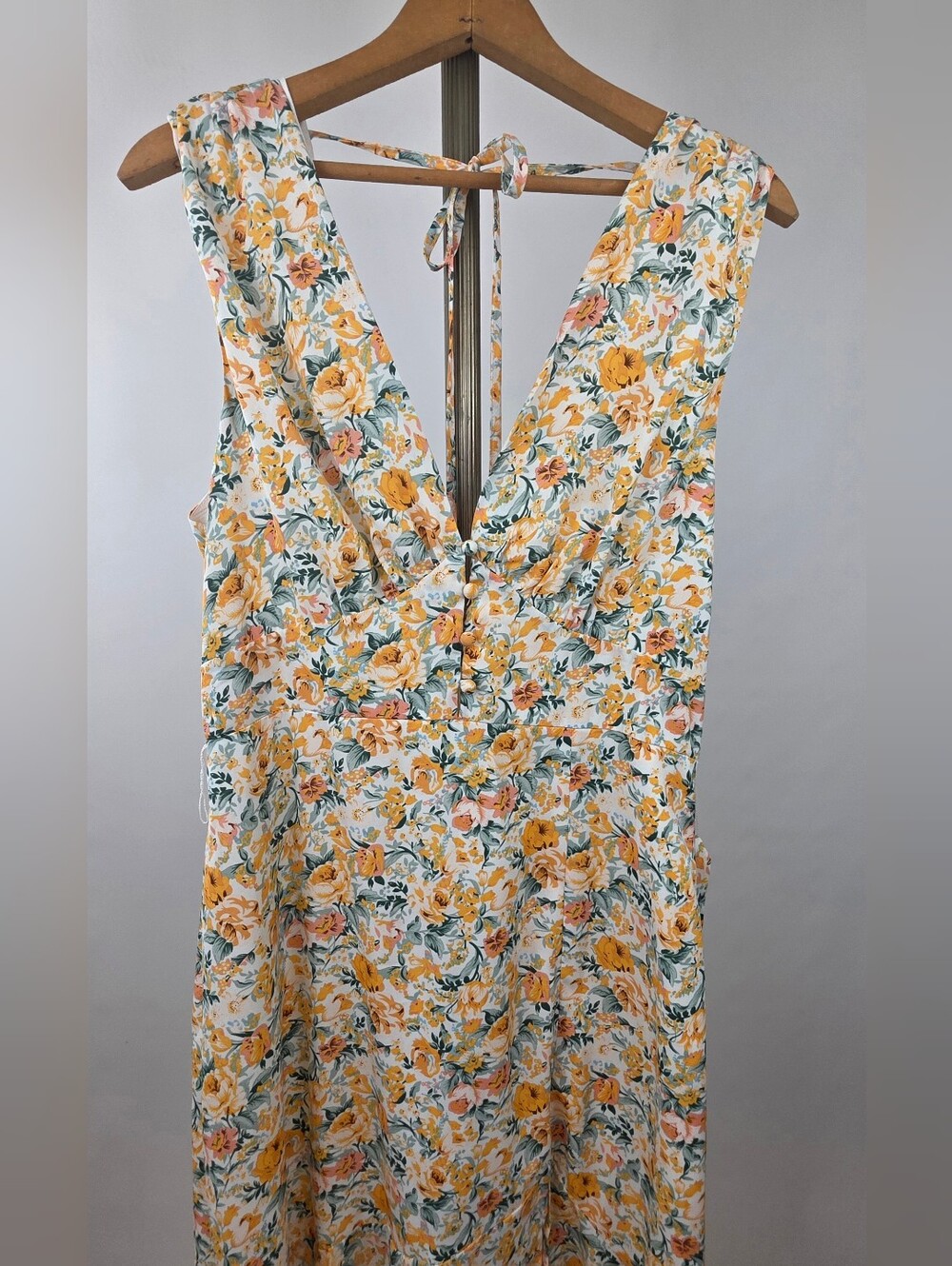 Fore Women's Yellow Floral V Neck Belted Maxi Dress Size Large - Picture 4 of 12